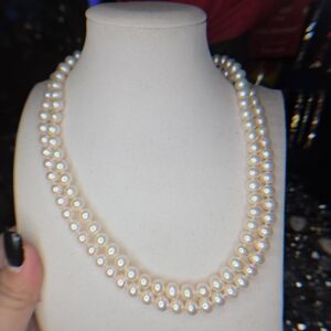 Elegant Prestine GENUINE FRESHWATER  PEARL Necklace ON 14K GOLD clasp